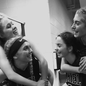 Meet your Posher, Holly